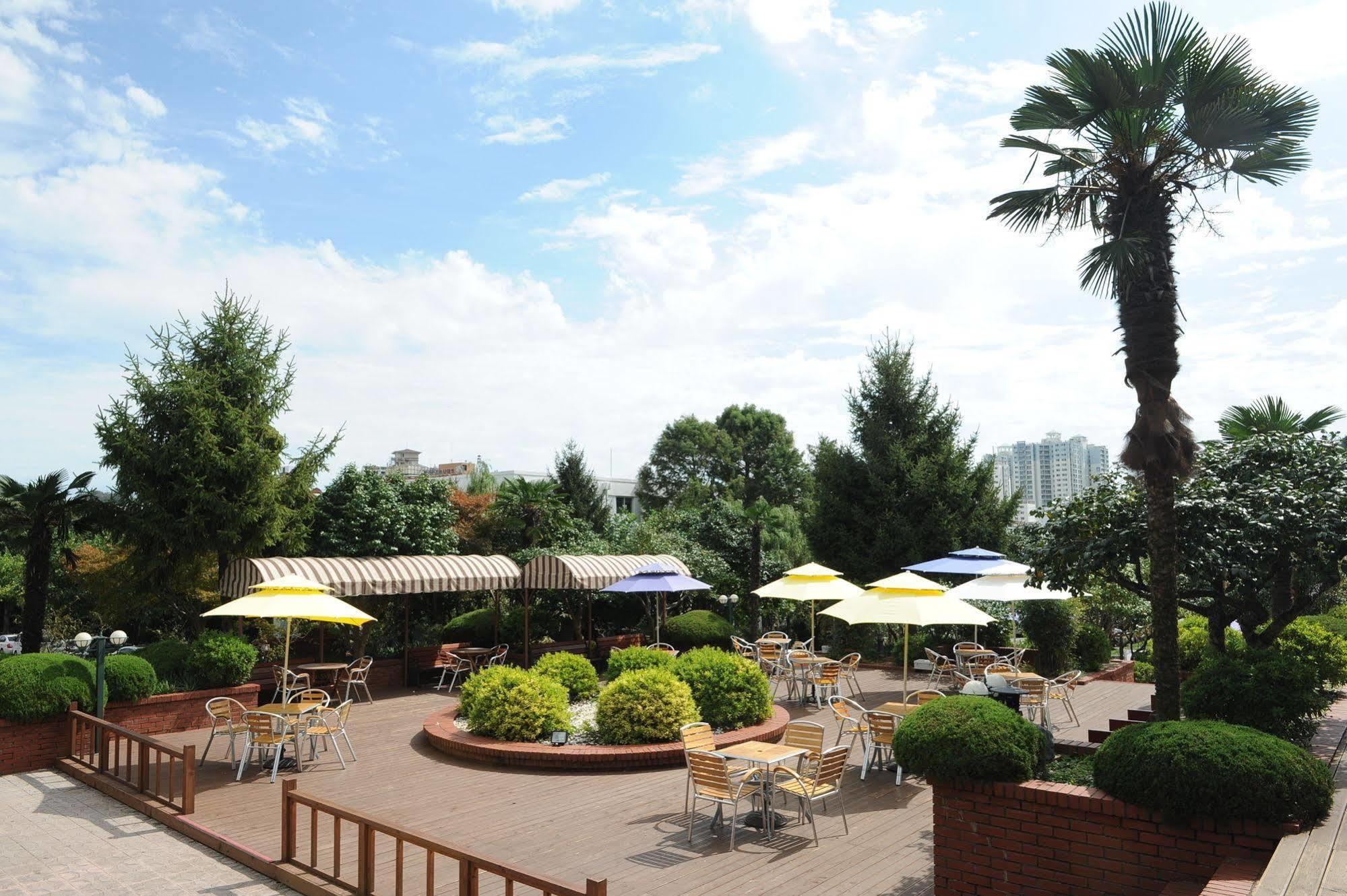 Admiral Hotel Geoje Luaran gambar